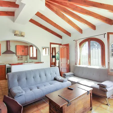 Con Piscina Privada - Benicolada